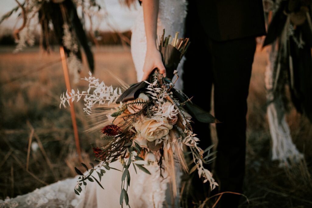 bride nature boho bouquet